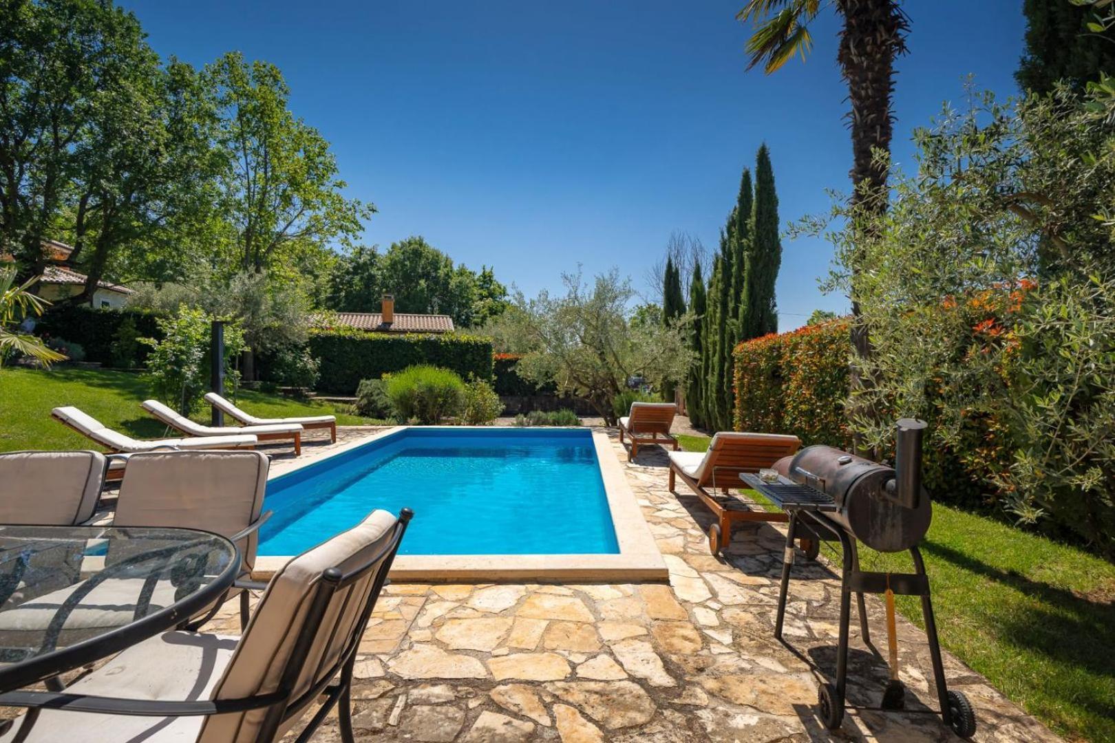 Rustic Villa Cehici With Pool In Sveti Lovrec Jehnici Екстер'єр фото