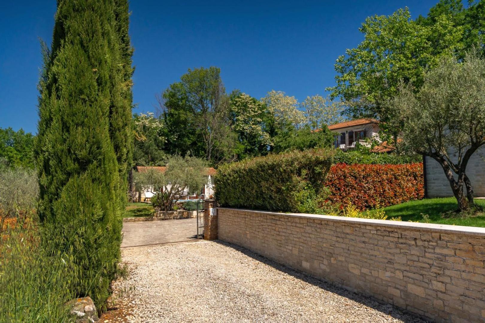 Rustic Villa Cehici With Pool In Sveti Lovrec Jehnici Екстер'єр фото