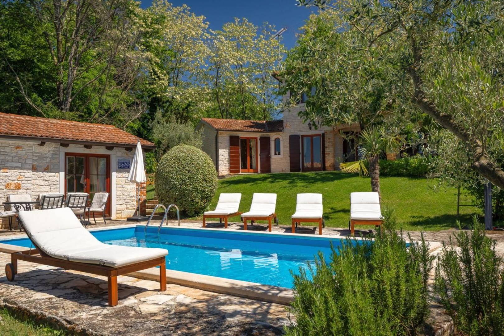 Rustic Villa Cehici With Pool In Sveti Lovrec Jehnici Екстер'єр фото